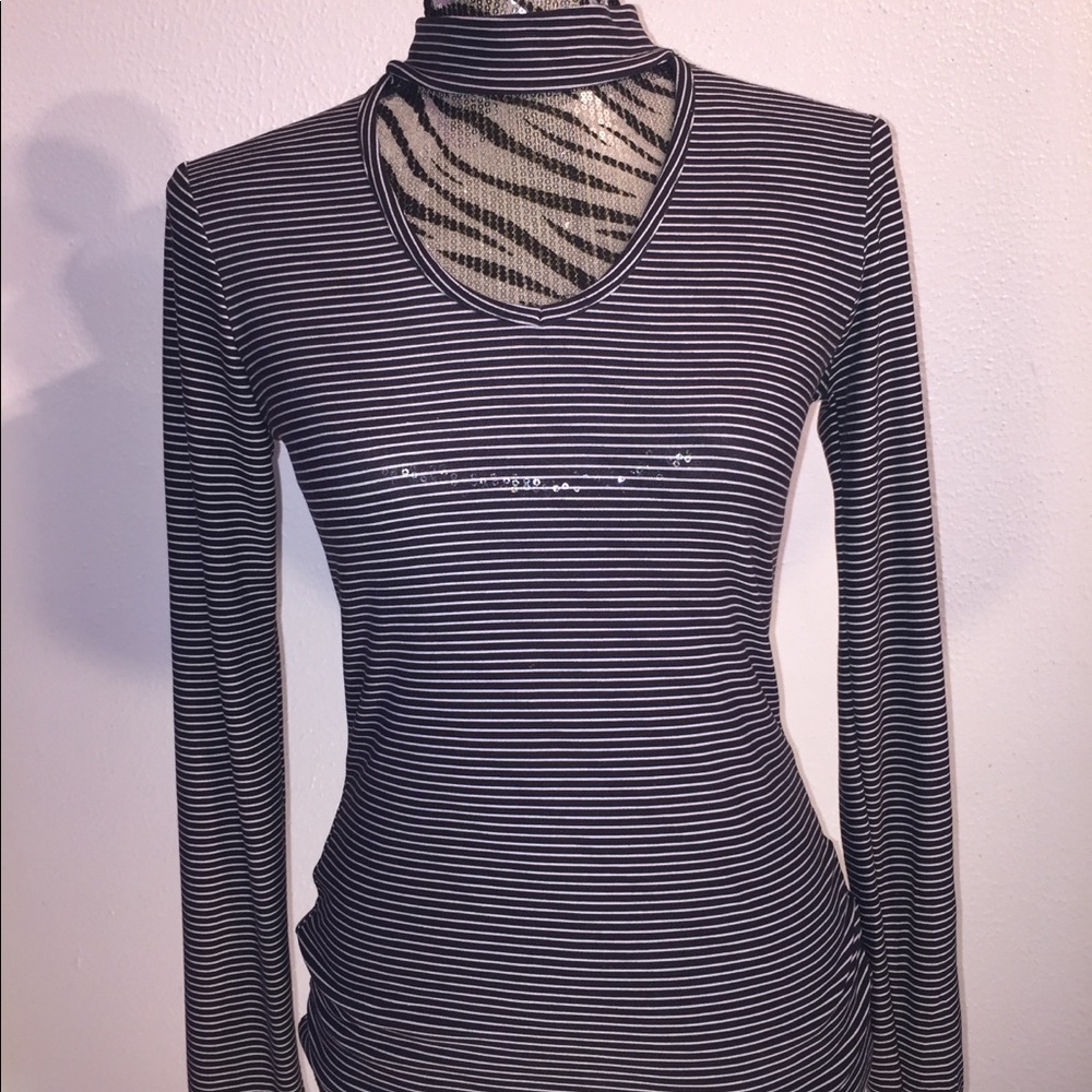 Stripped long sleeve shirt